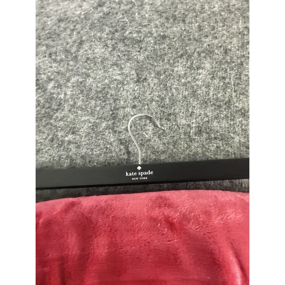 Kate Spade Plush Throw Blanket Festive Pink 60 x 70” Valentine Pink Soft N325